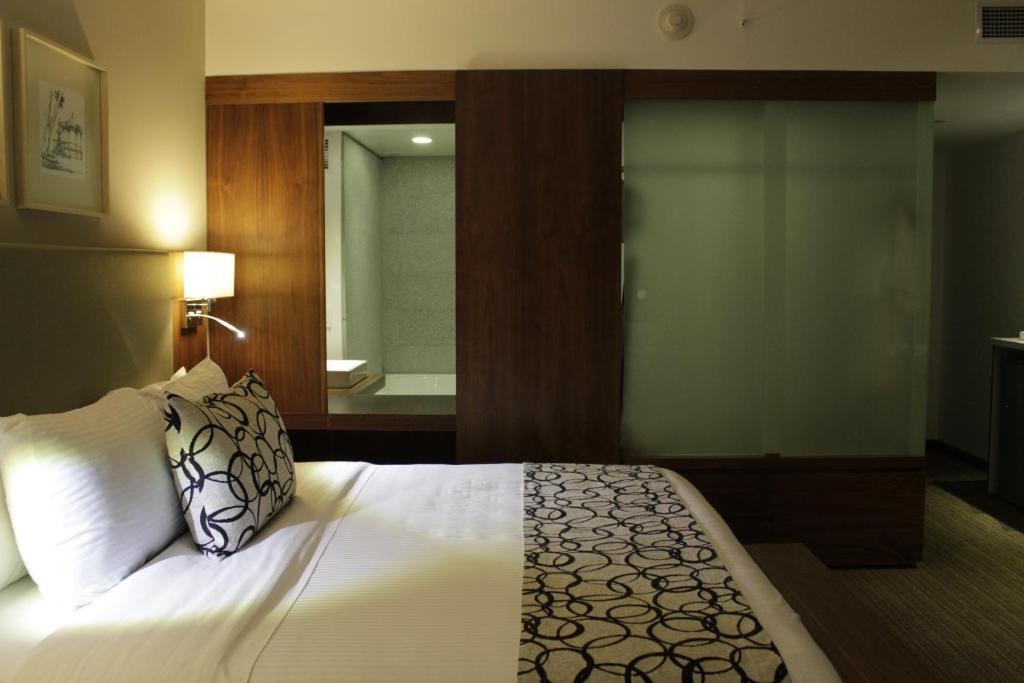 Casa Inn Premium Hotel Queretaro Miranda Kültér fotó