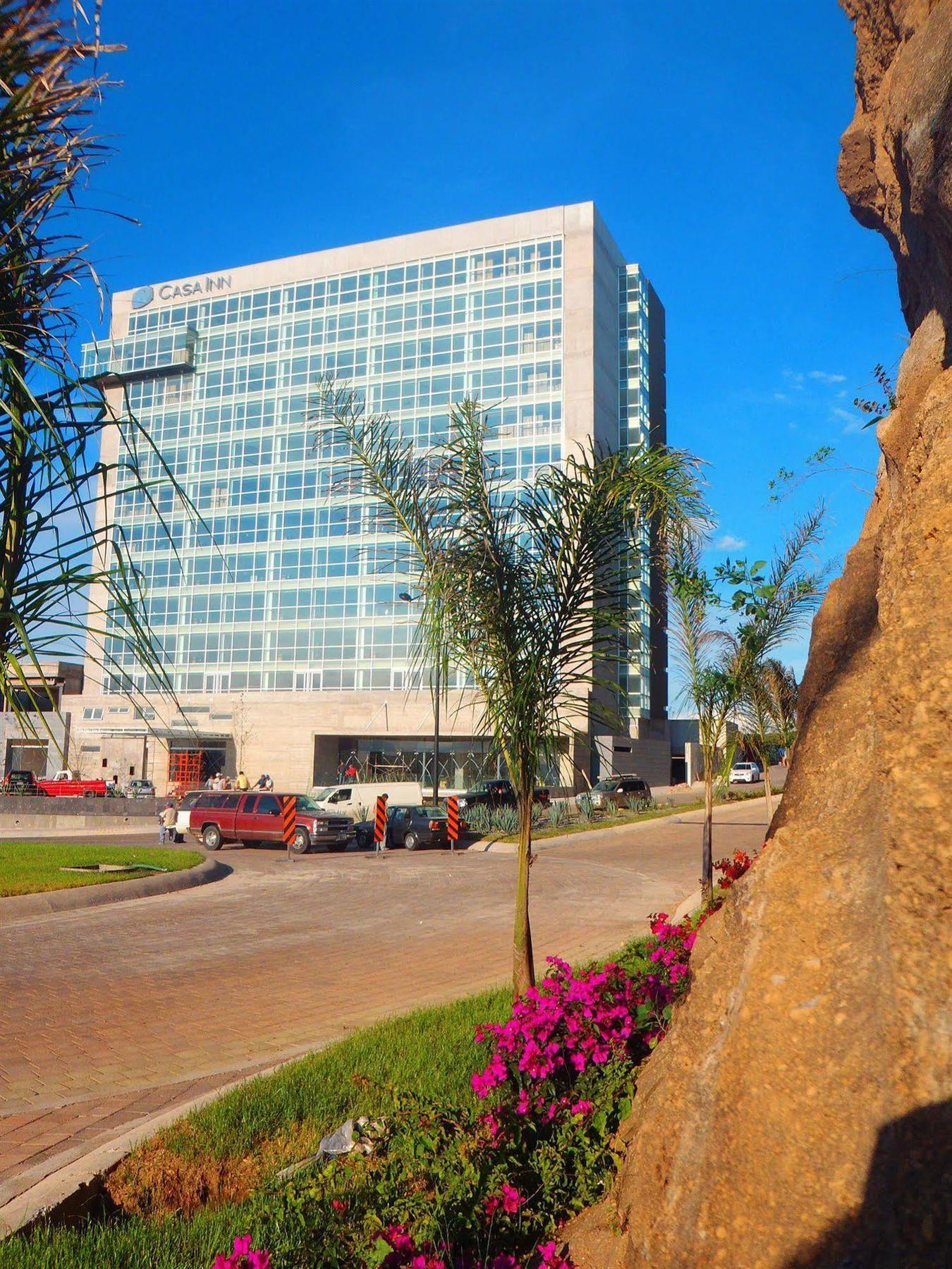 Casa Inn Premium Hotel Queretaro Miranda Kültér fotó The Marriott Resort in Tumon