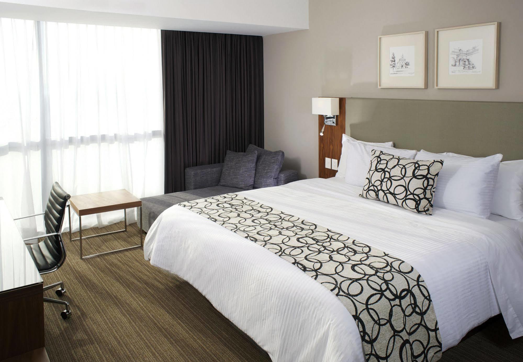 Casa Inn Premium Hotel Queretaro Miranda Kültér fotó